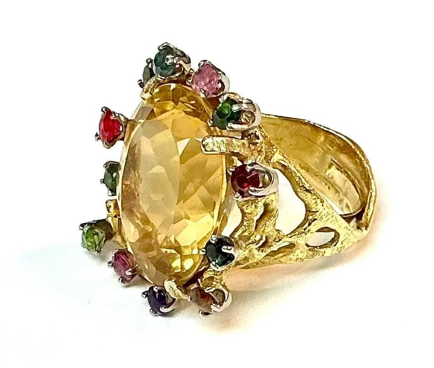 Large Citrine With Multiple Gemstones Ring 18k Yellow Gold - 3