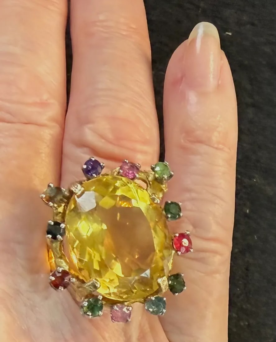 Large Citrine With Multiple Gemstones Ring 18k Yellow Gold - 7