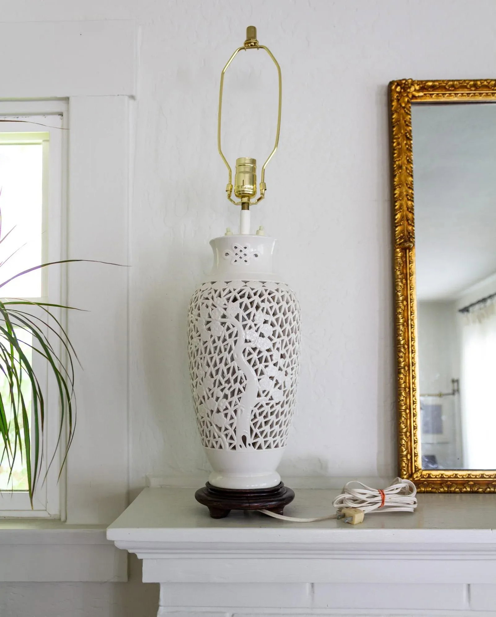 Blanc De Chine Pierced Chinoiserie Lamp With Prunus Tree Plum Blossoms - 6