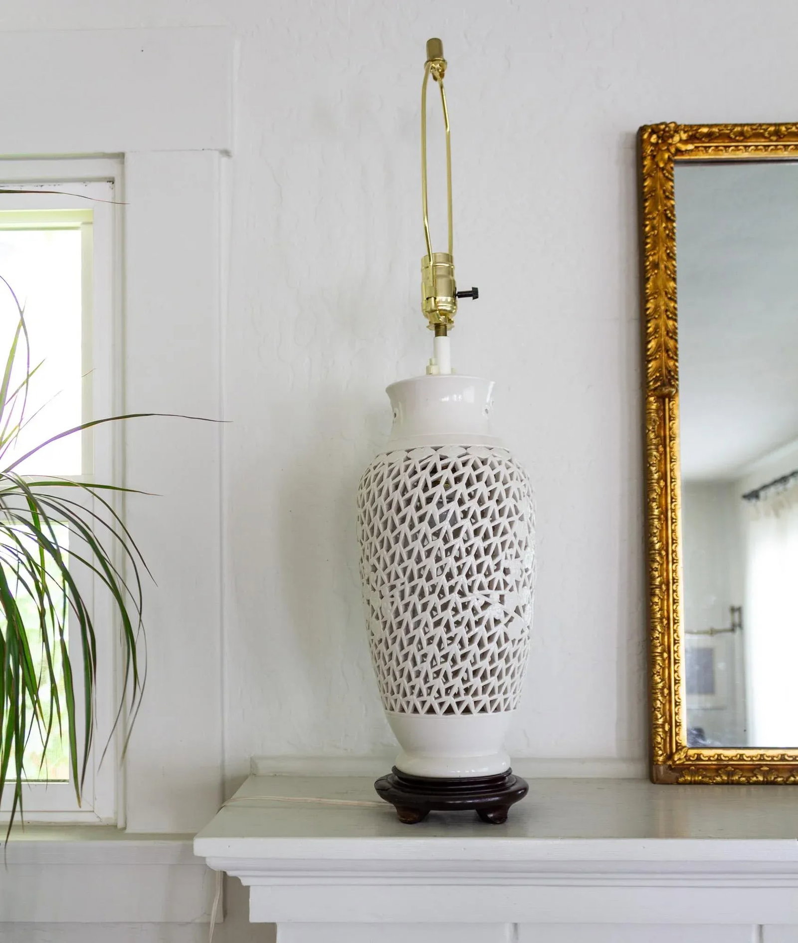 Blanc De Chine Pierced Chinoiserie Lamp With Prunus Tree Plum Blossoms - 8