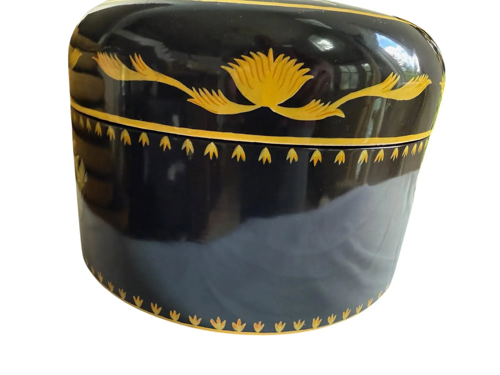 Maitland-Smith Round Lidded Boxes - A Pair - 8