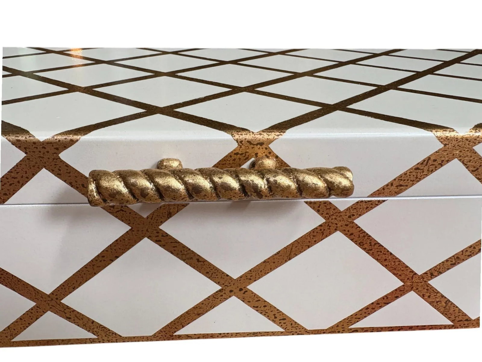 Chelsea House White and Gold Striped Showroom Sample Box - 9