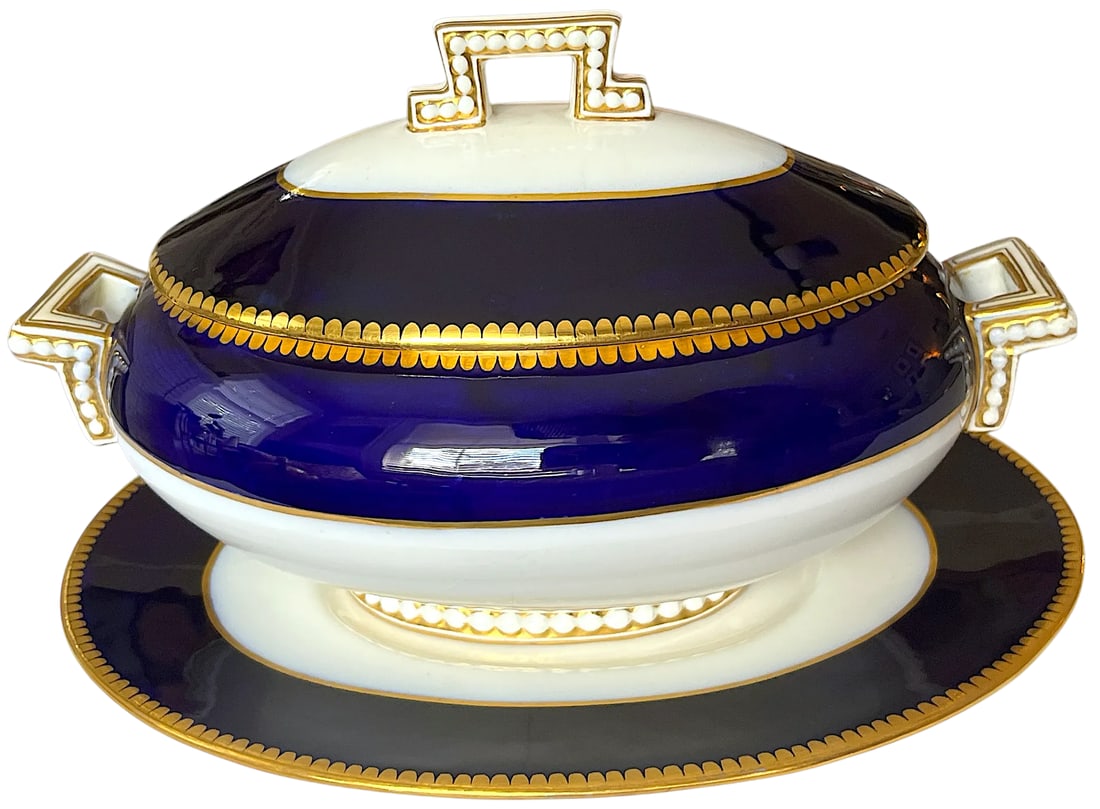 Mid 19th Century Victorian Coalport Jeweled Cobalt & Gilt Porcelain Covered Tureen With Underplate - 4
