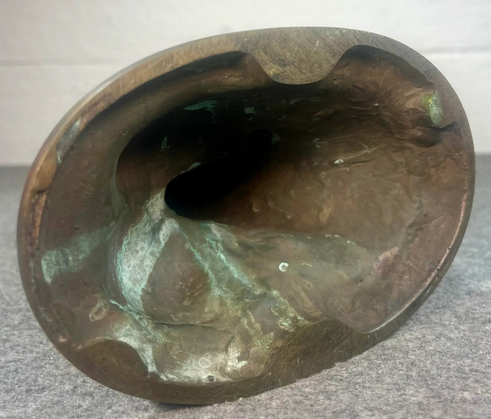 Austrian Bronze Sculpture "The Hugger" by Bruno Zach - 11