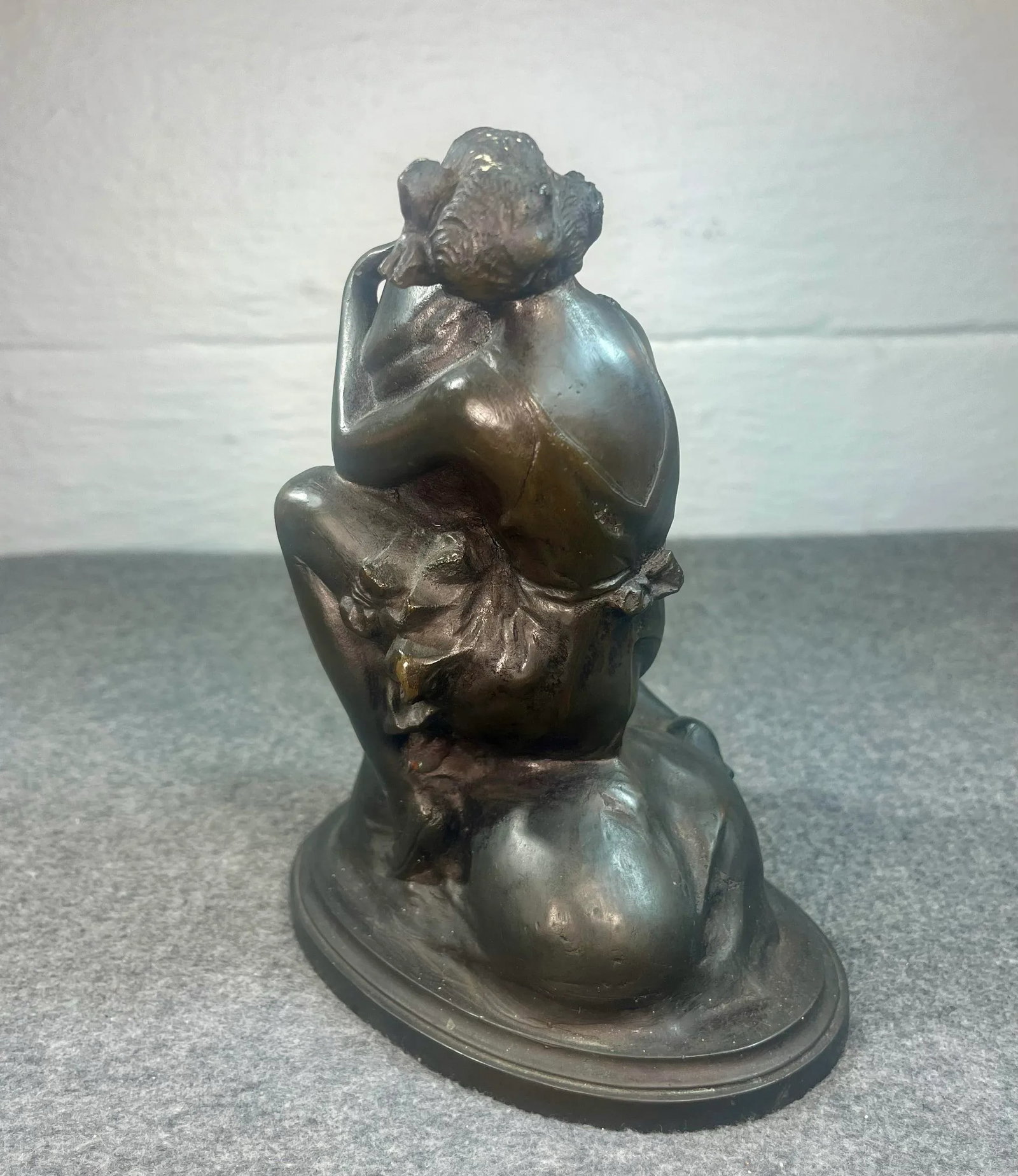 Austrian Bronze Sculpture "The Hugger" by Bruno Zach - 4