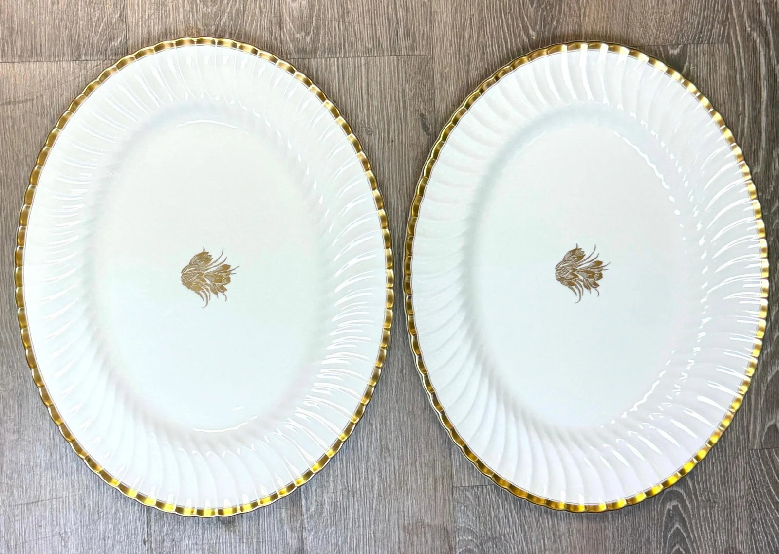 Pair of Large Minton "Gold Crocus" Gilt Porcelain Serving Platters, 1950s - 10
