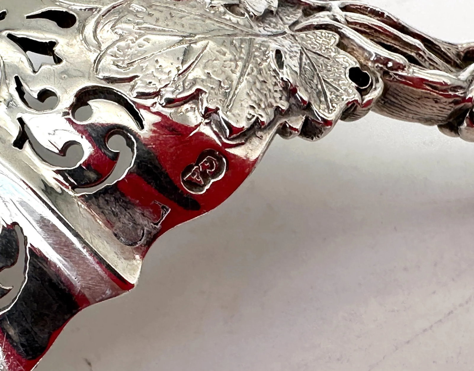 Victorian Pierced Sterling Fruit or Sugar Sifter by George Angell, London, 1871 - 11