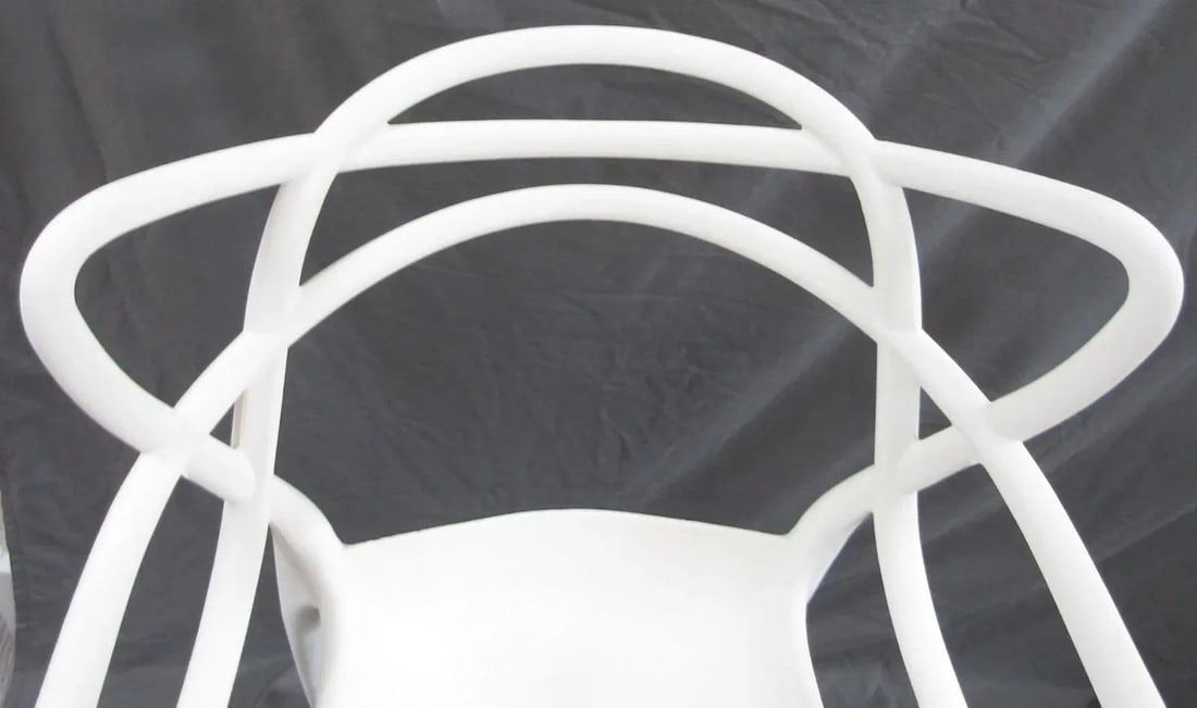 Mid-Century Modern White Technopolymer Chair Attributed to Philippe Starck for Kartell - 11