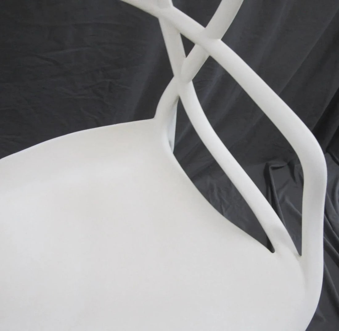 Mid-Century Modern White Technopolymer Chair Attributed to Philippe Starck for Kartell - 12