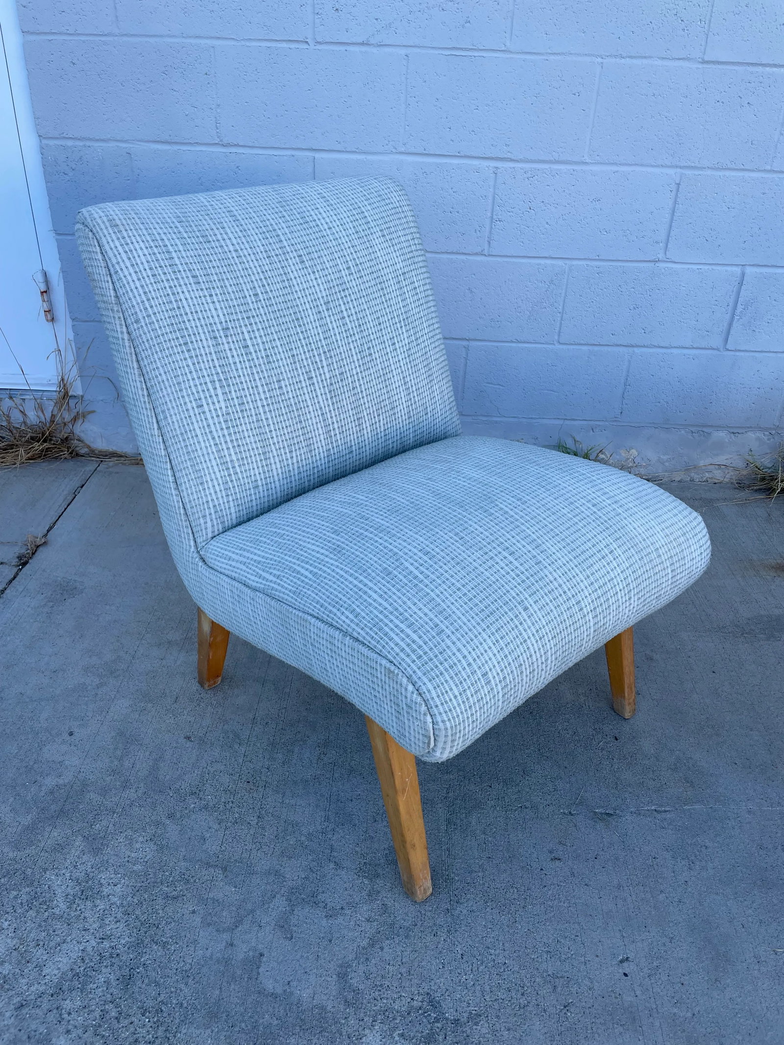 Attributed Jens Risom for Knoll Mid-Century Slipper Chairs – Sculptural Form, Original Blonde - 4