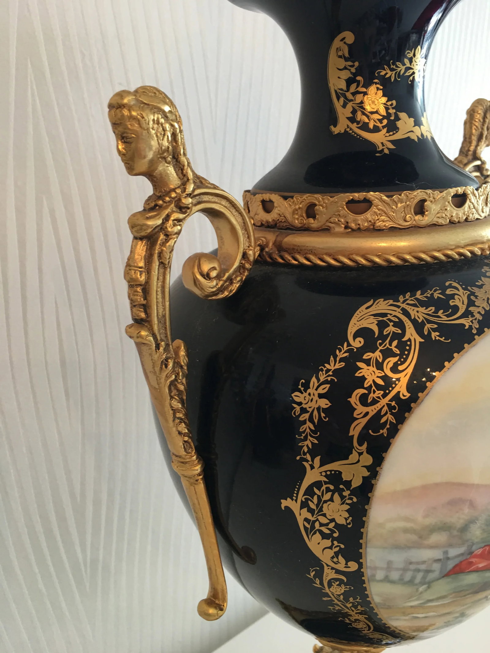 Late 19th Century Acf Victorian Romantic French Porcelain Gilt Vase - 3