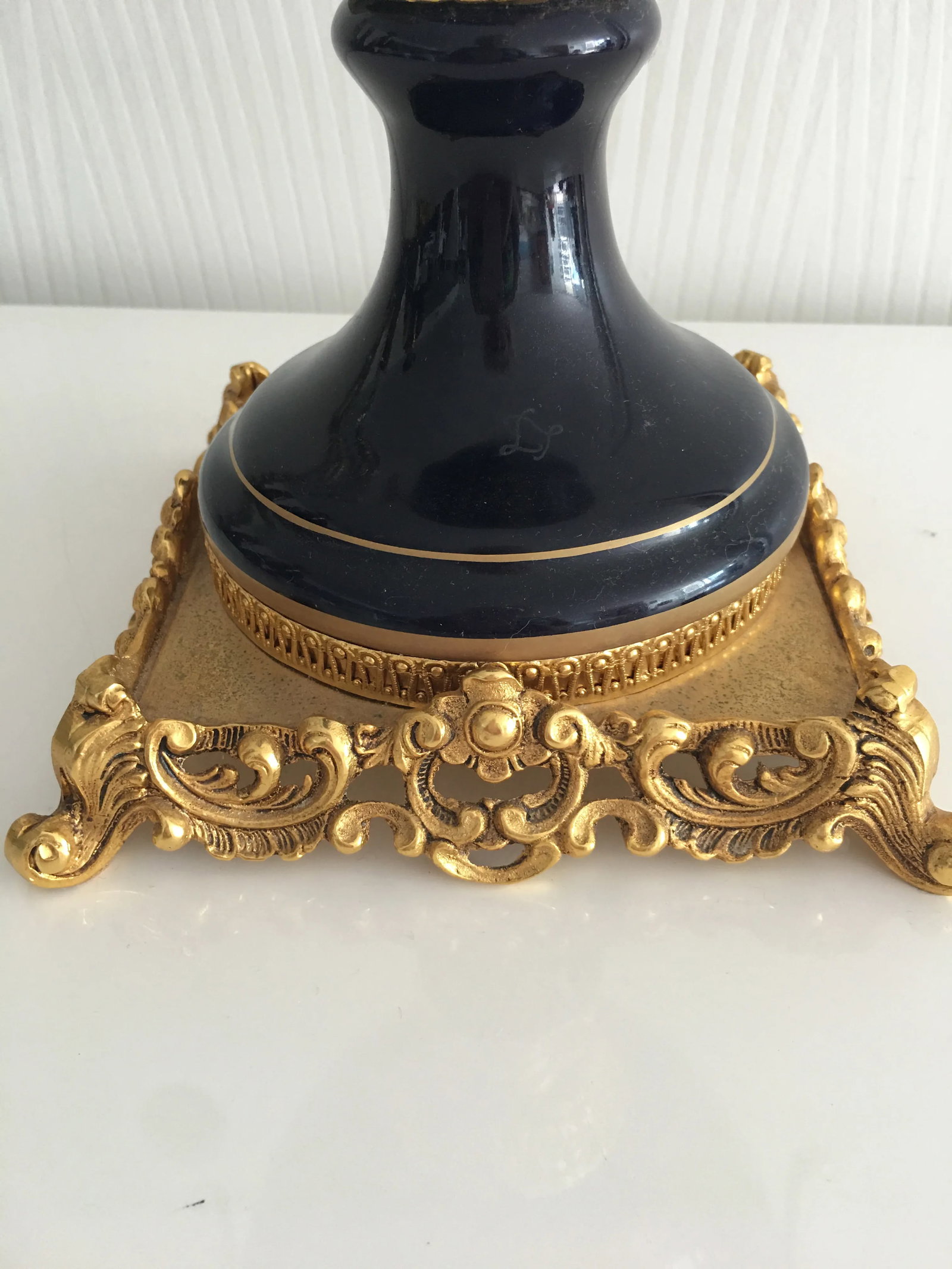 Late 19th Century Acf Victorian Romantic French Porcelain Gilt Vase - 9