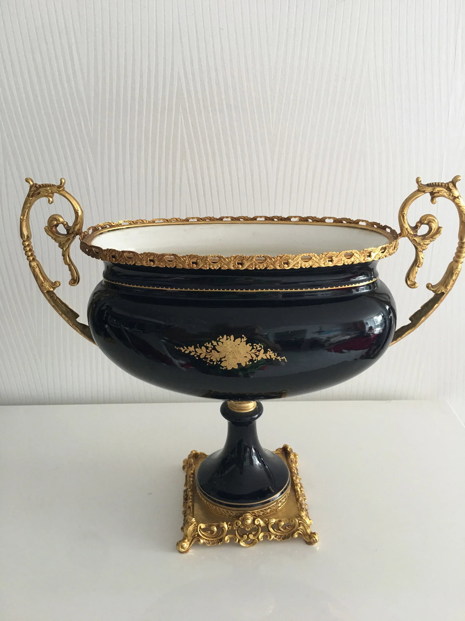 Late 19th Century Acf Victorian Romantic French Porcelain Gilt Vase - 8