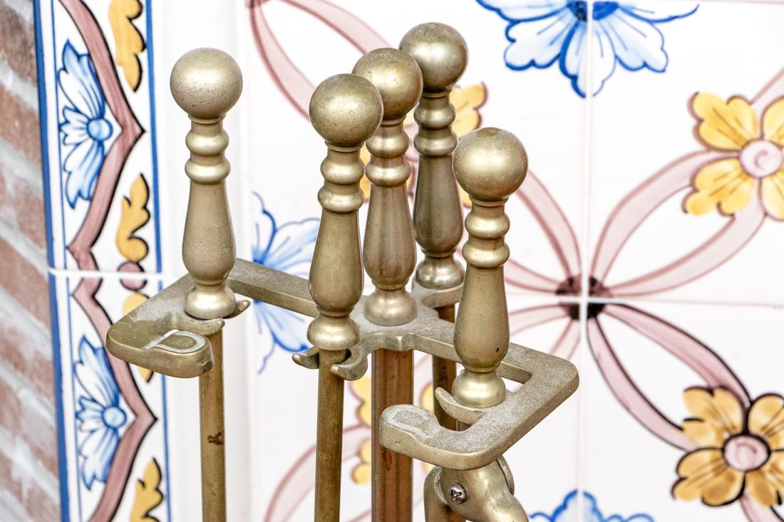 A Wonderful Collection of Antique Brass Fireplace Accessories - 3