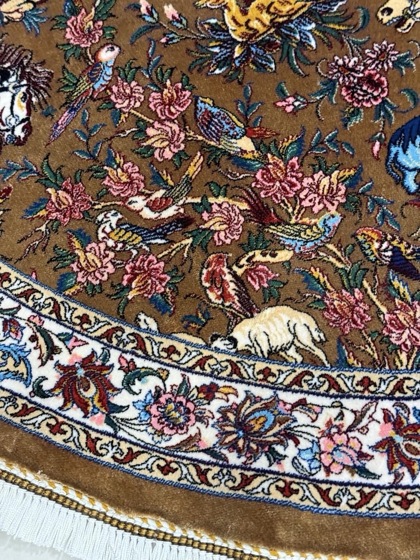 Exquisite Silk Round Rug With Imperial Hunting Scene Carpet - 7