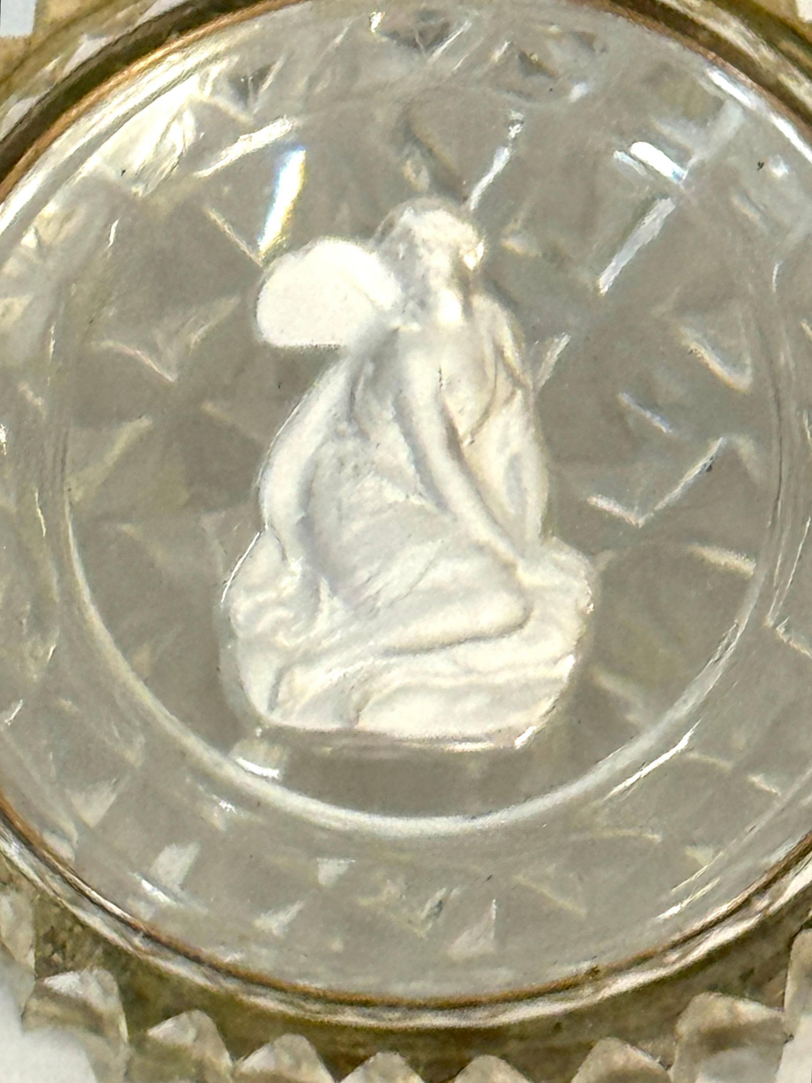 French Baccarat Crystal Patch Box with Sulfide Cameo of Psyche, 1840-1860 - 5