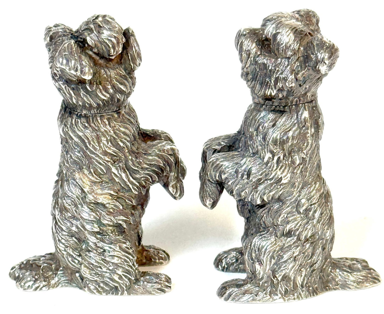 Pair Edwardian Sterling Terrier Salt & Pepper London, Jonathan Howell, 1906/1913 - 12