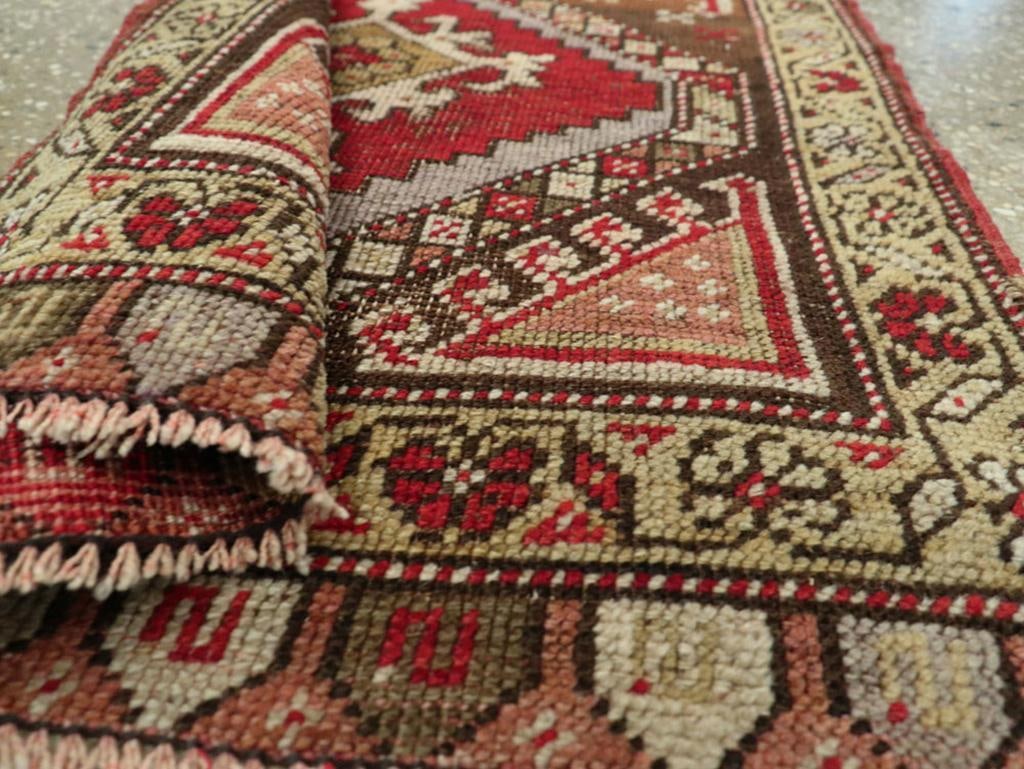 Galerie Shabab Collection Early 20th Century Turkish Anatolian Throw Rug - 6