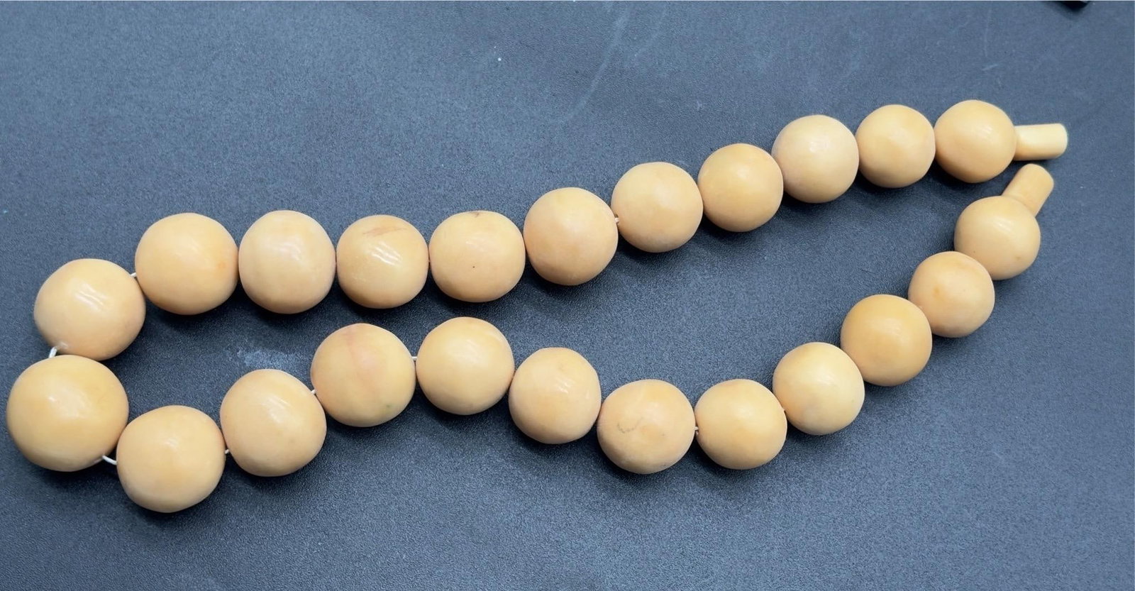 1930s Moroccan Mastic Copal Beaded Tribal Necklace - 17