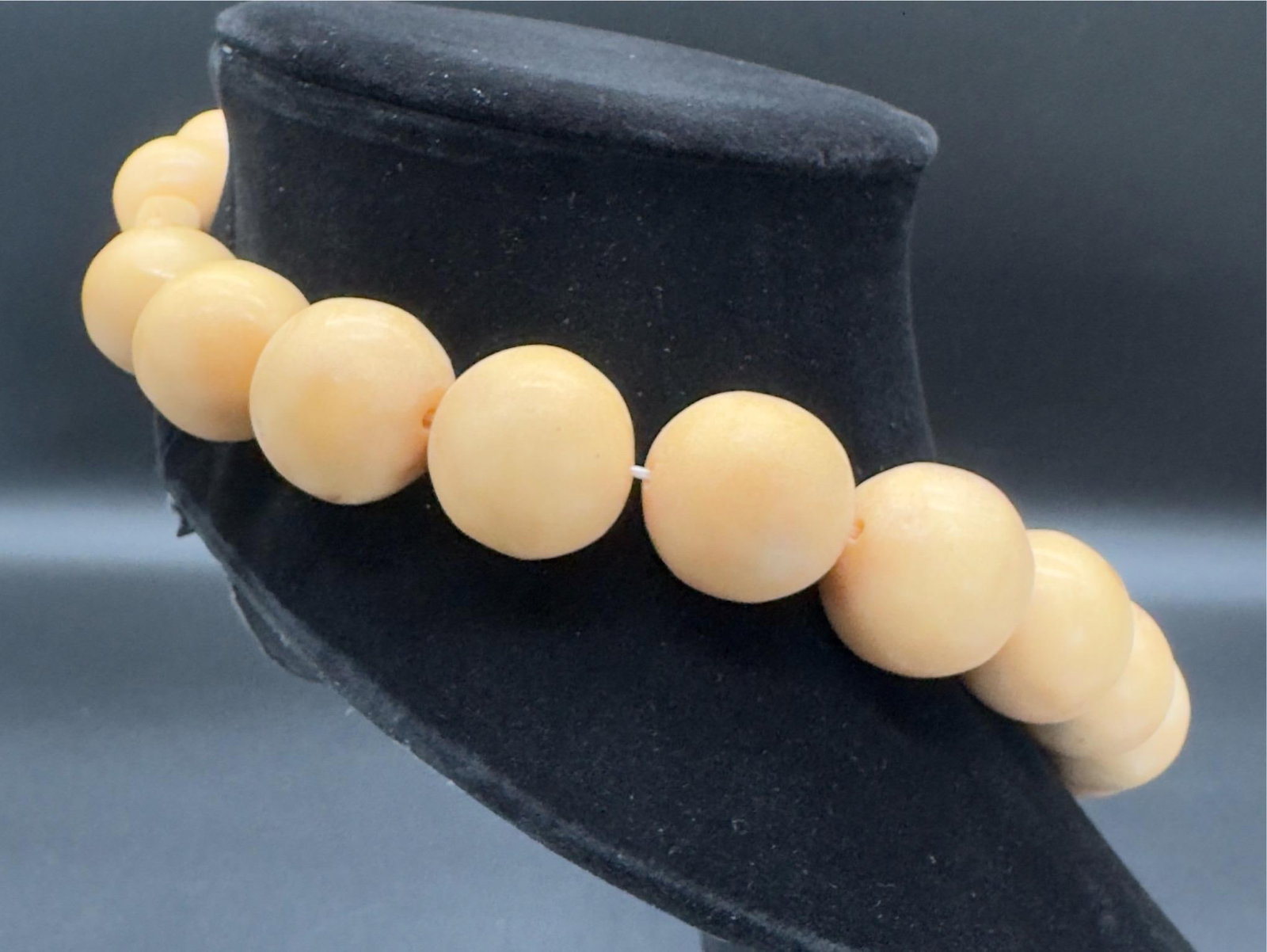 1930s Moroccan Mastic Copal Beaded Tribal Necklace - 4