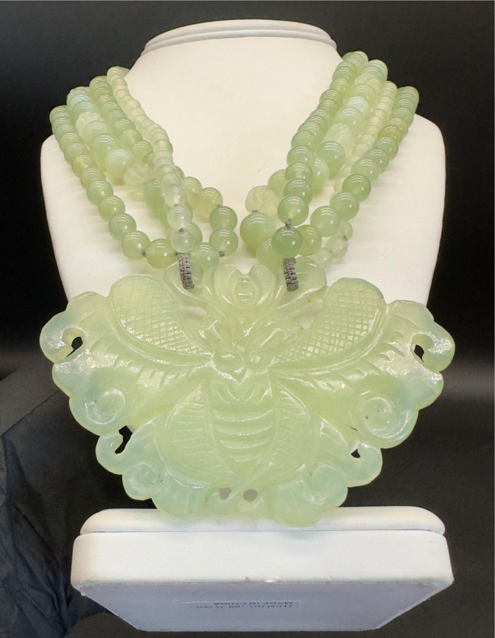 1970s Chinese Export Jadeite Moth Pendant Multi Strand Beaded Necklace - 7