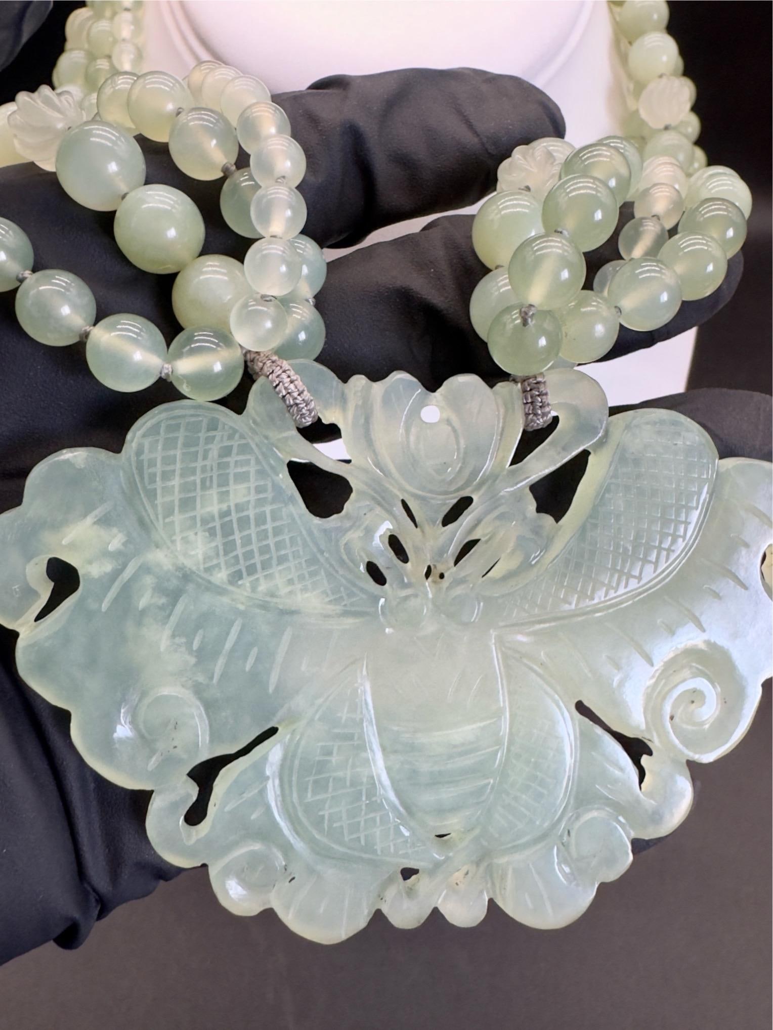 1970s Chinese Export Jadeite Moth Pendant Multi Strand Beaded Necklace - 9