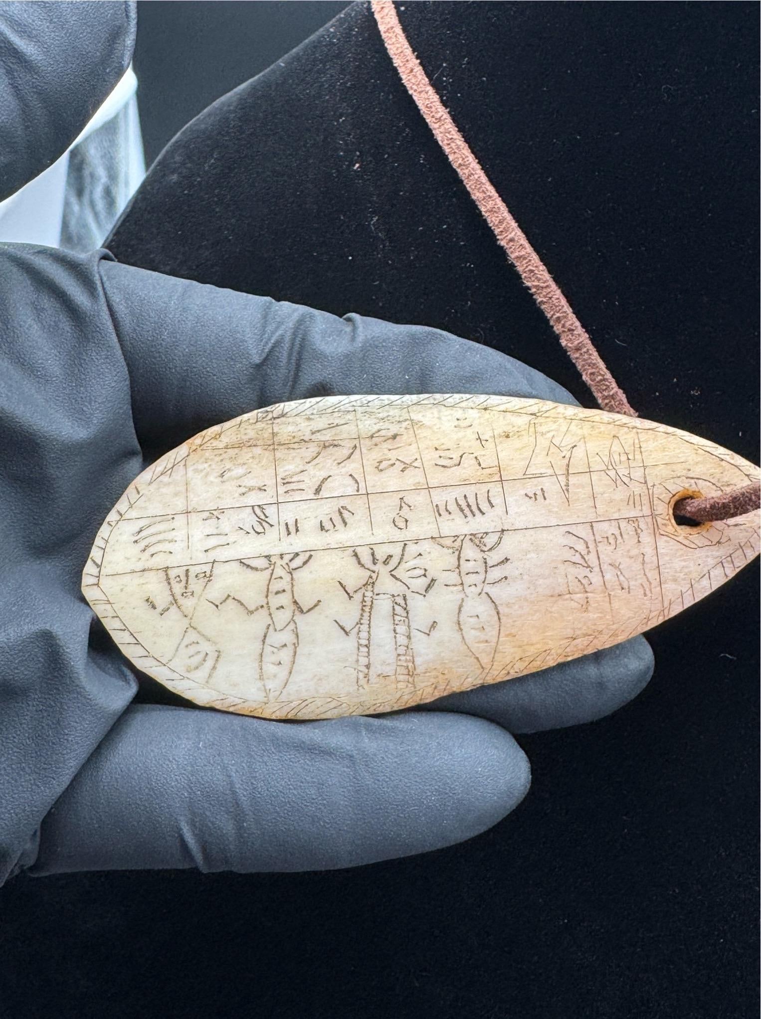 Antique Batak Shaman Calendar Pendant, Porhalaan - 8