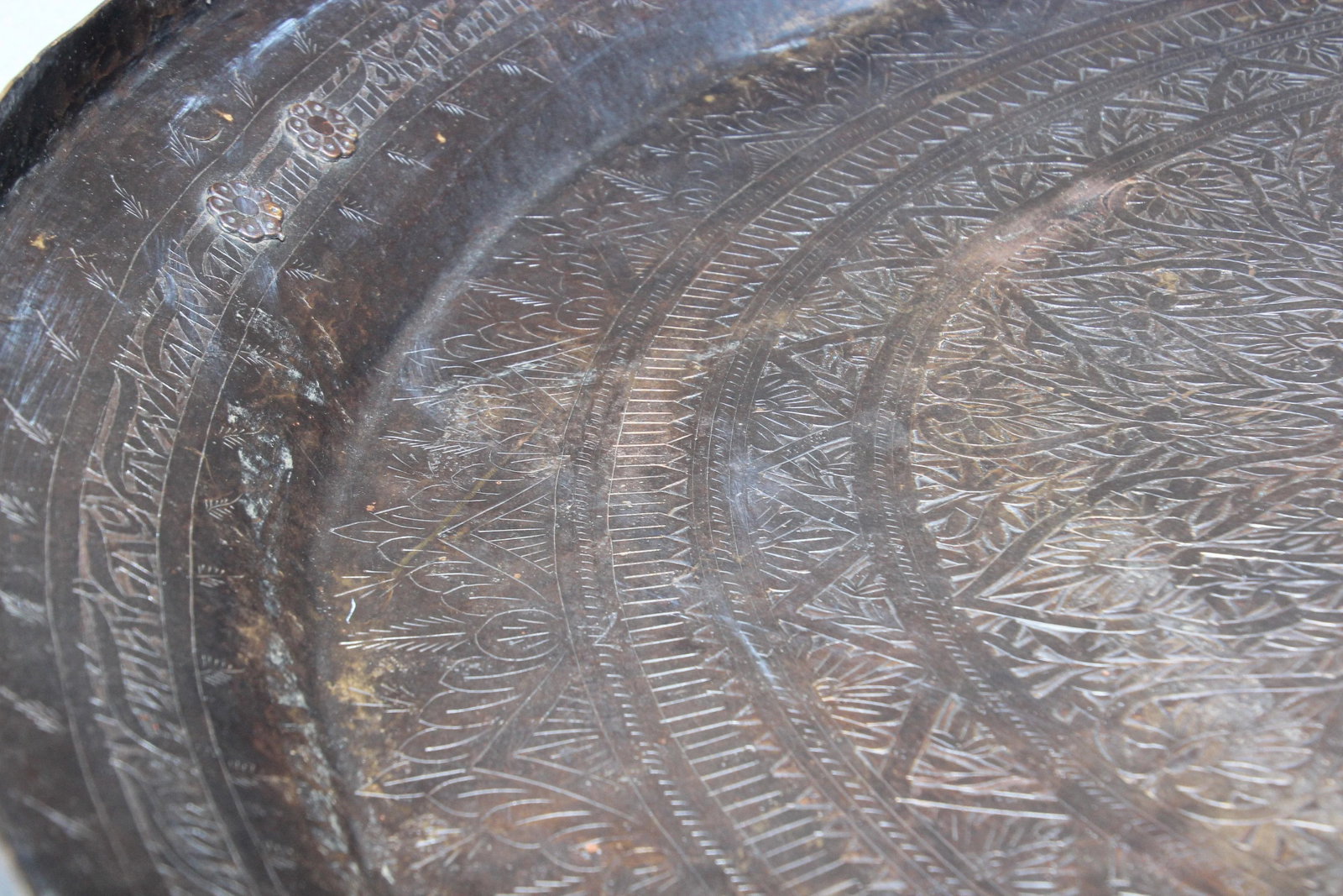 Asian Hammered Metal Bronze Oversized Urli Vessel with Handles South India - 4