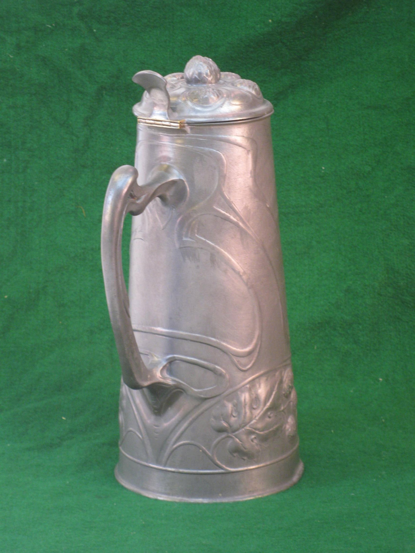 1900s Art Nouveau OSIRIS 601 Pewter Tankard/Pitcher - 4