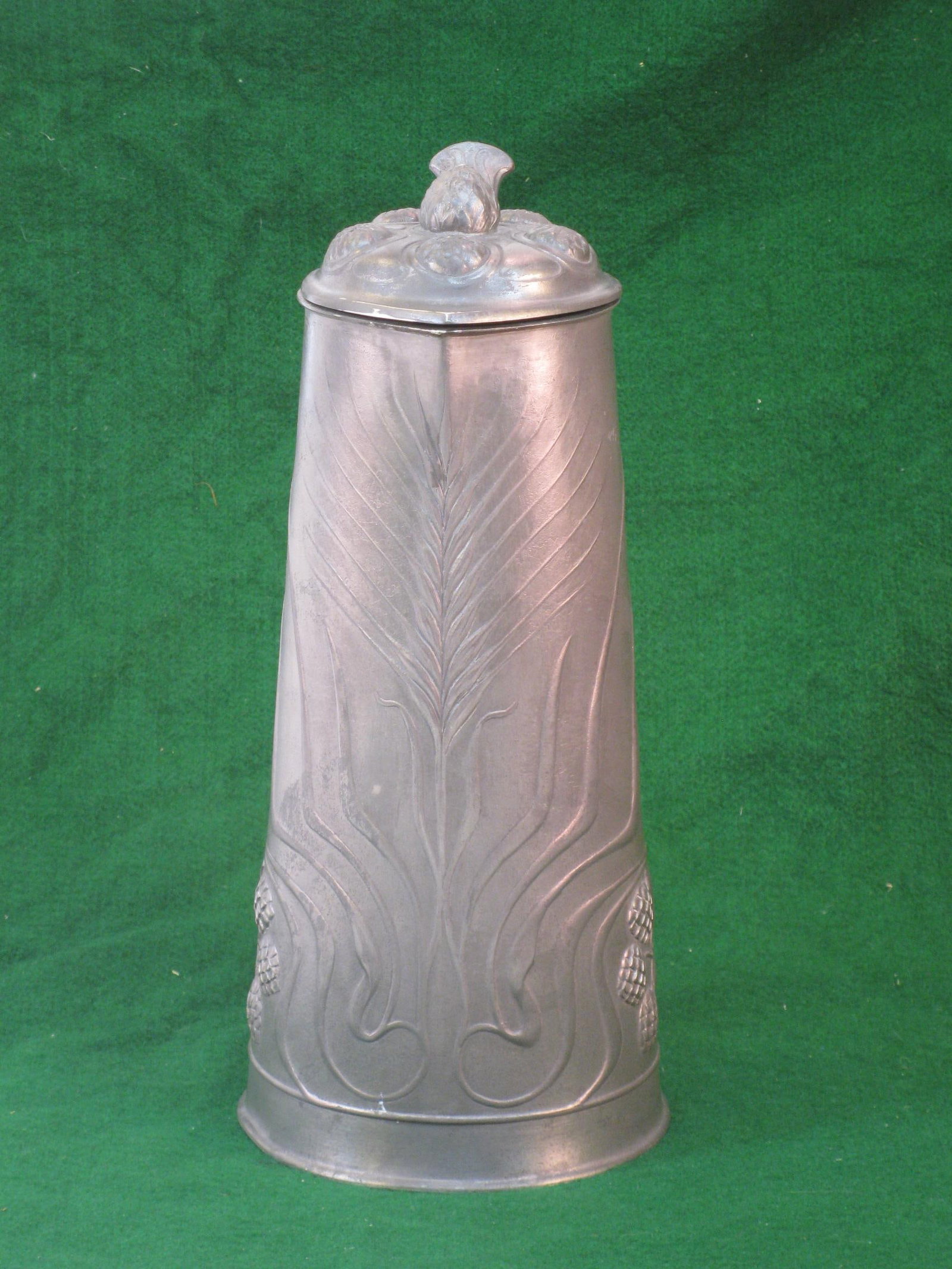 1900s Art Nouveau OSIRIS 601 Pewter Tankard/Pitcher - 9