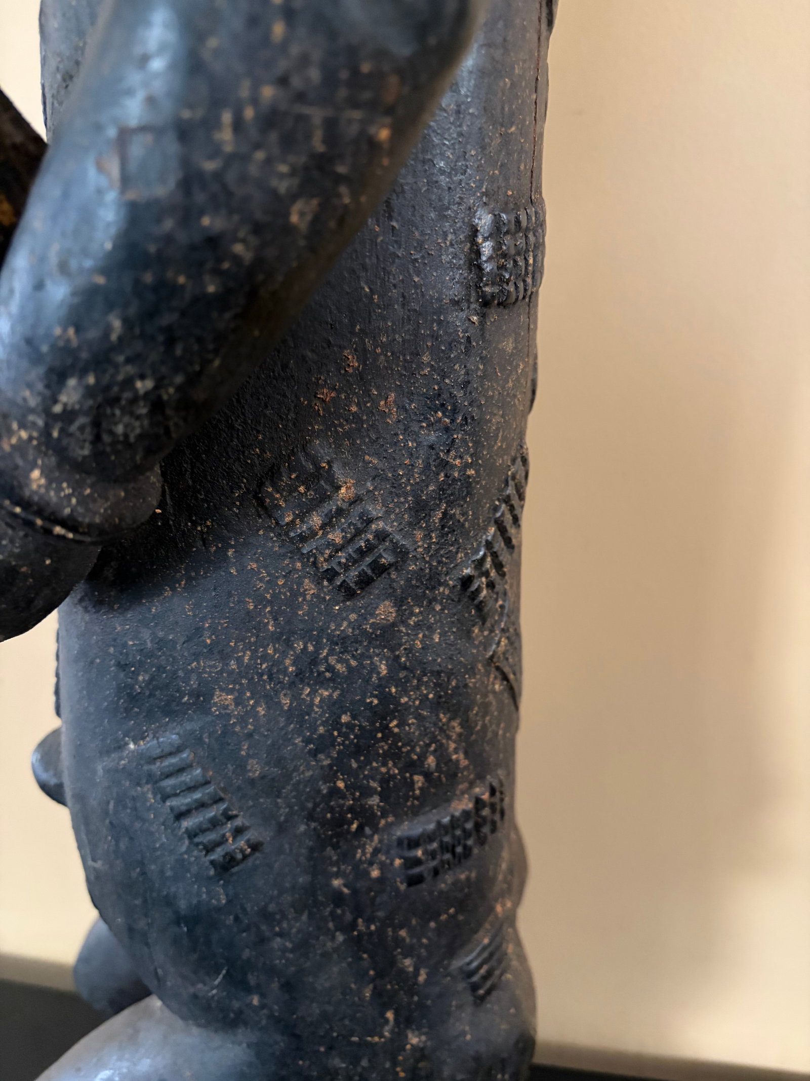 Baule Female Maternity Figure. 20th Century - 10