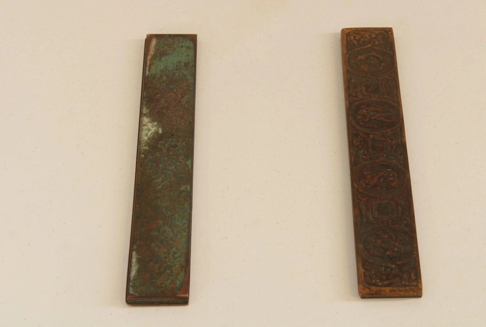 Tiffany Studios Bronze Zodiac Blotter Ends - A Pair - 3