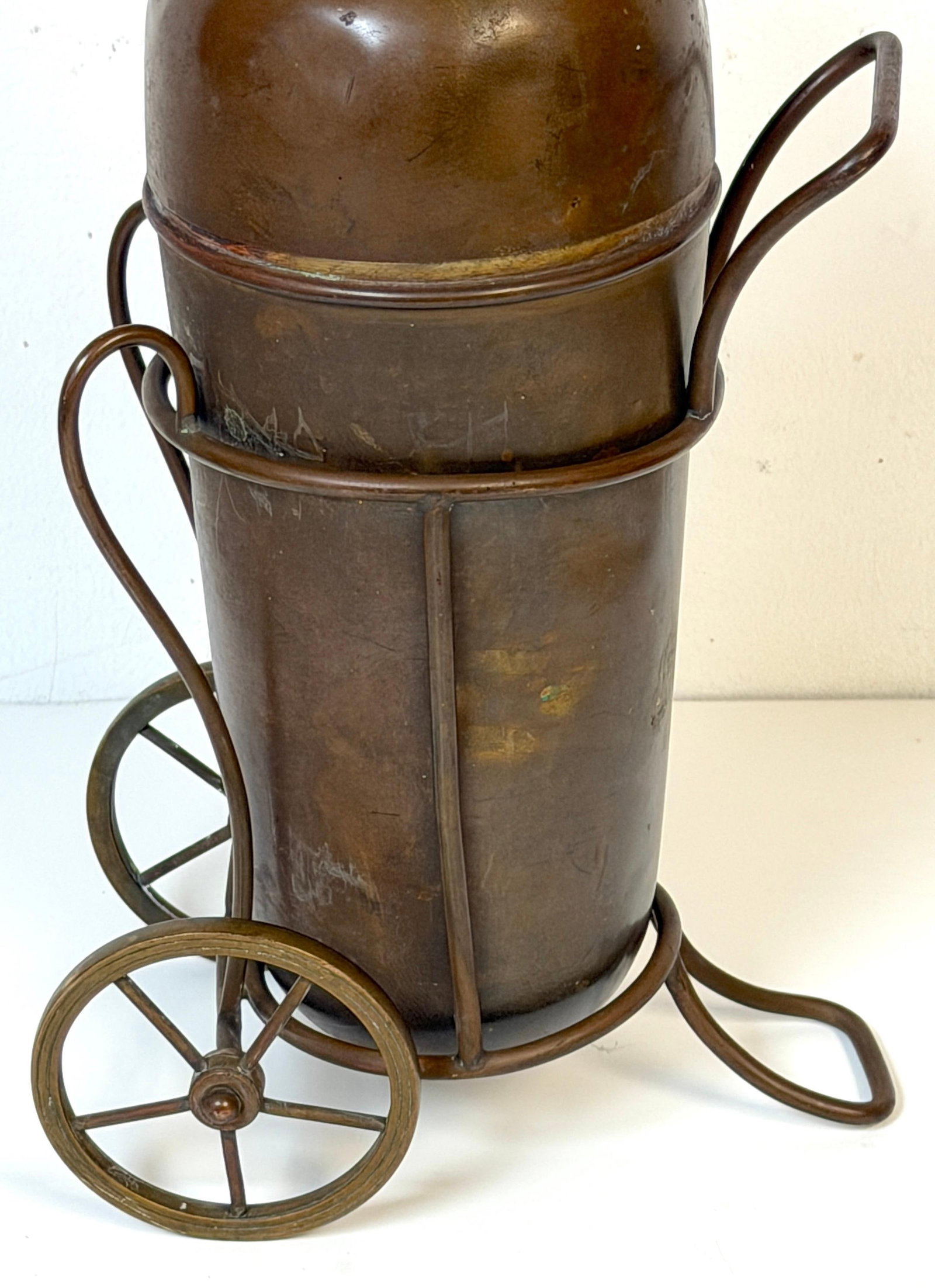 Italian Interwar Industrial Copper Cocktail Shaker with Wheeled Caddy, 1925-35 - 11