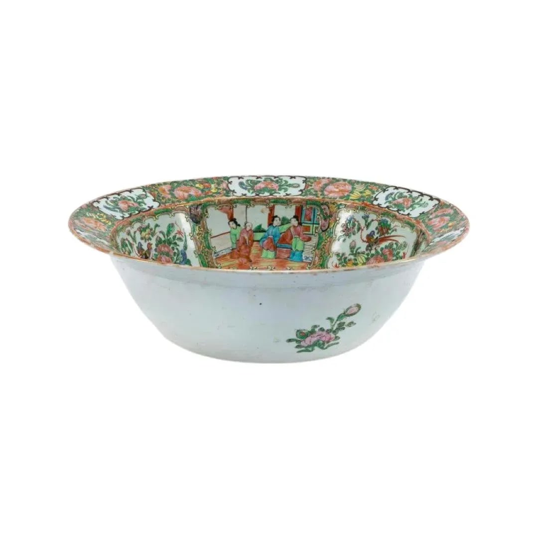 19th Century Chinese Rose Medallion Centerpiece or Punch Bowl - 6