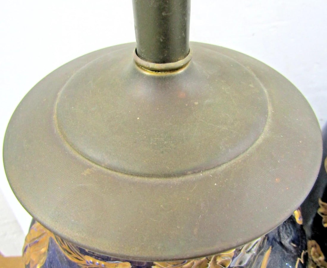Late 19th Century Keller & Guerin French Porcelain Vase With Lion Rampant Table Lamps - a Pair - 8