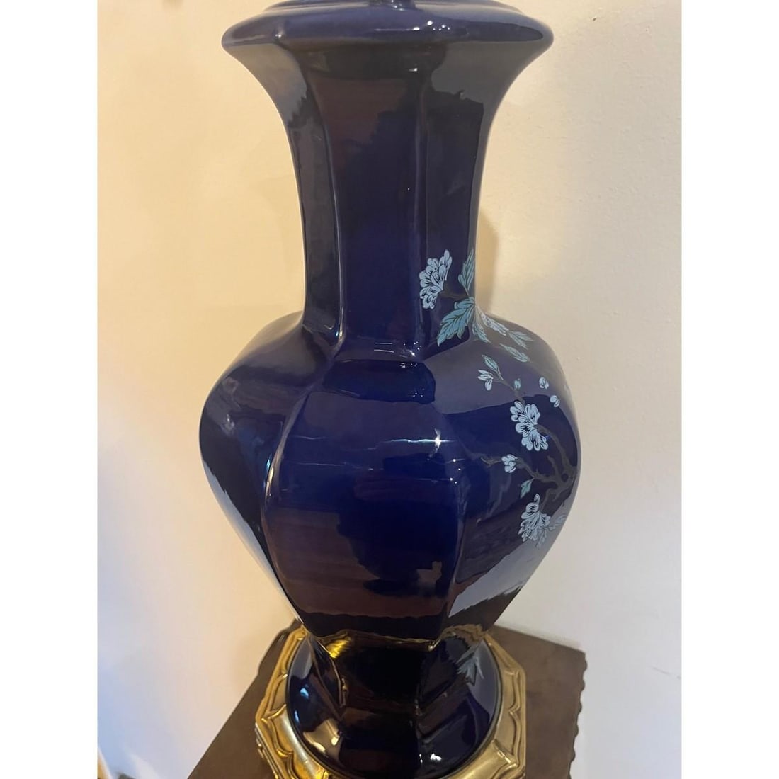 1970s Chinoiserie Cobalt Blue Porcelain Lamp - Heavy 6lb Greek Key Brass Base - 5