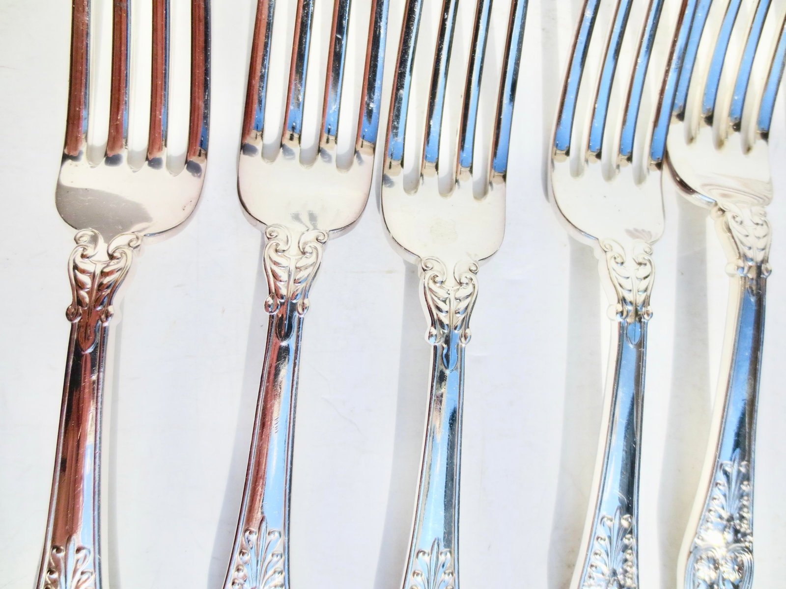 Mid 20th Century Tiffany & Co English King Pattern Forks Silver Plate - Set of 12 - 4