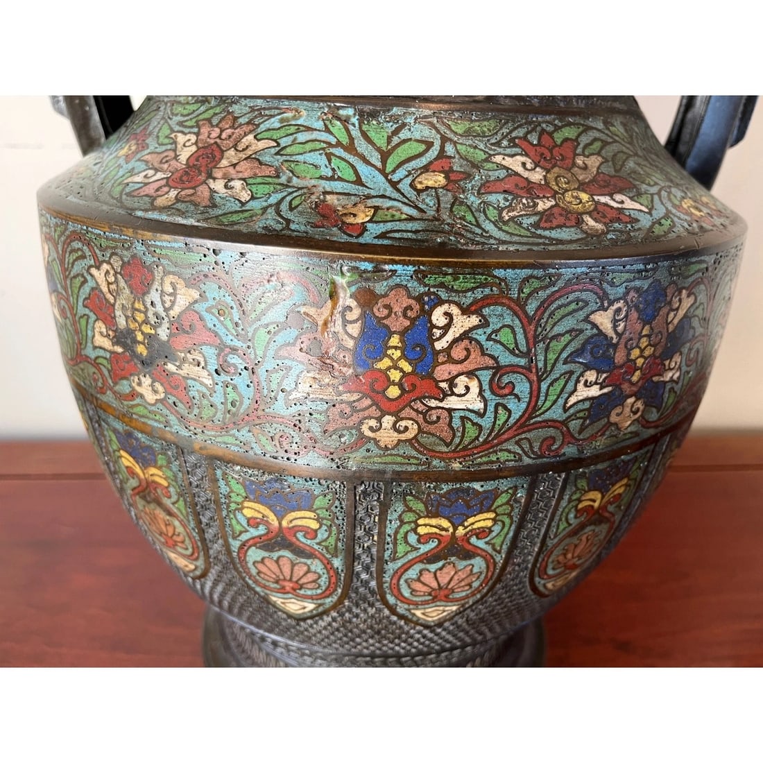 Large 42" Chinese CloisonnÃƒÂ© & Bronze Taotie Hu Vase Table Lamp - 8