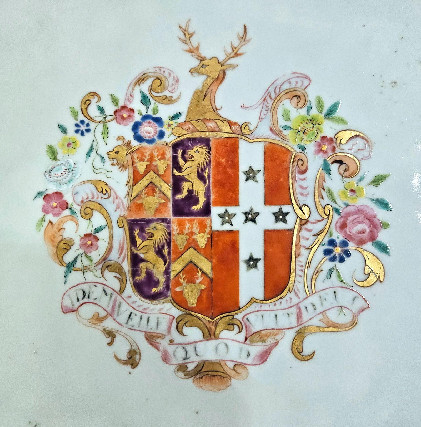 Mid 18th Century Chinese Export Porcelain Armorial Dish Arms of Hugget Quarterly Impaling Randolph - 6