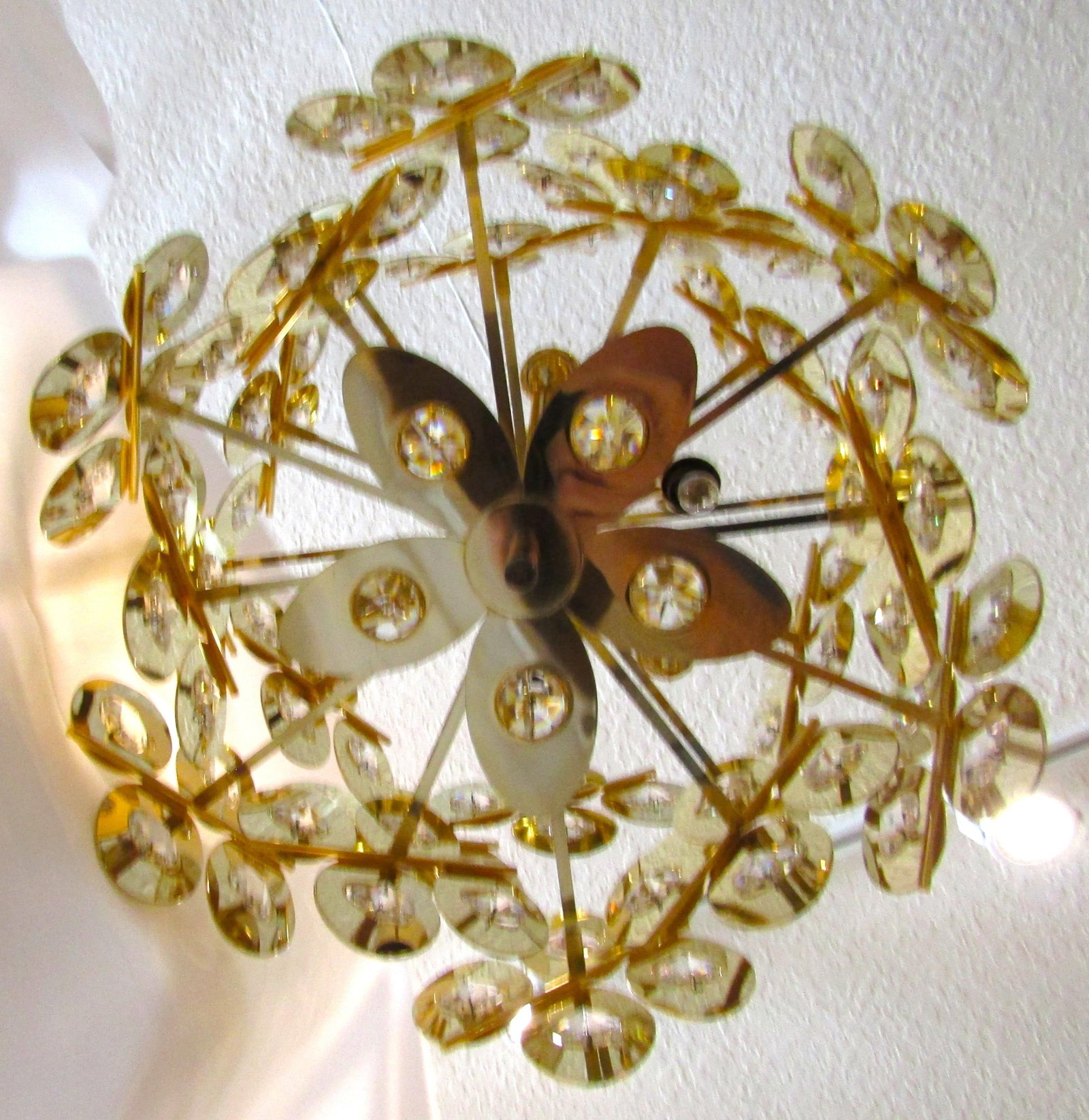 1970s Rare Gold Plated Brass Austrian Crystal Chandelier Attributed to Palwa - 9