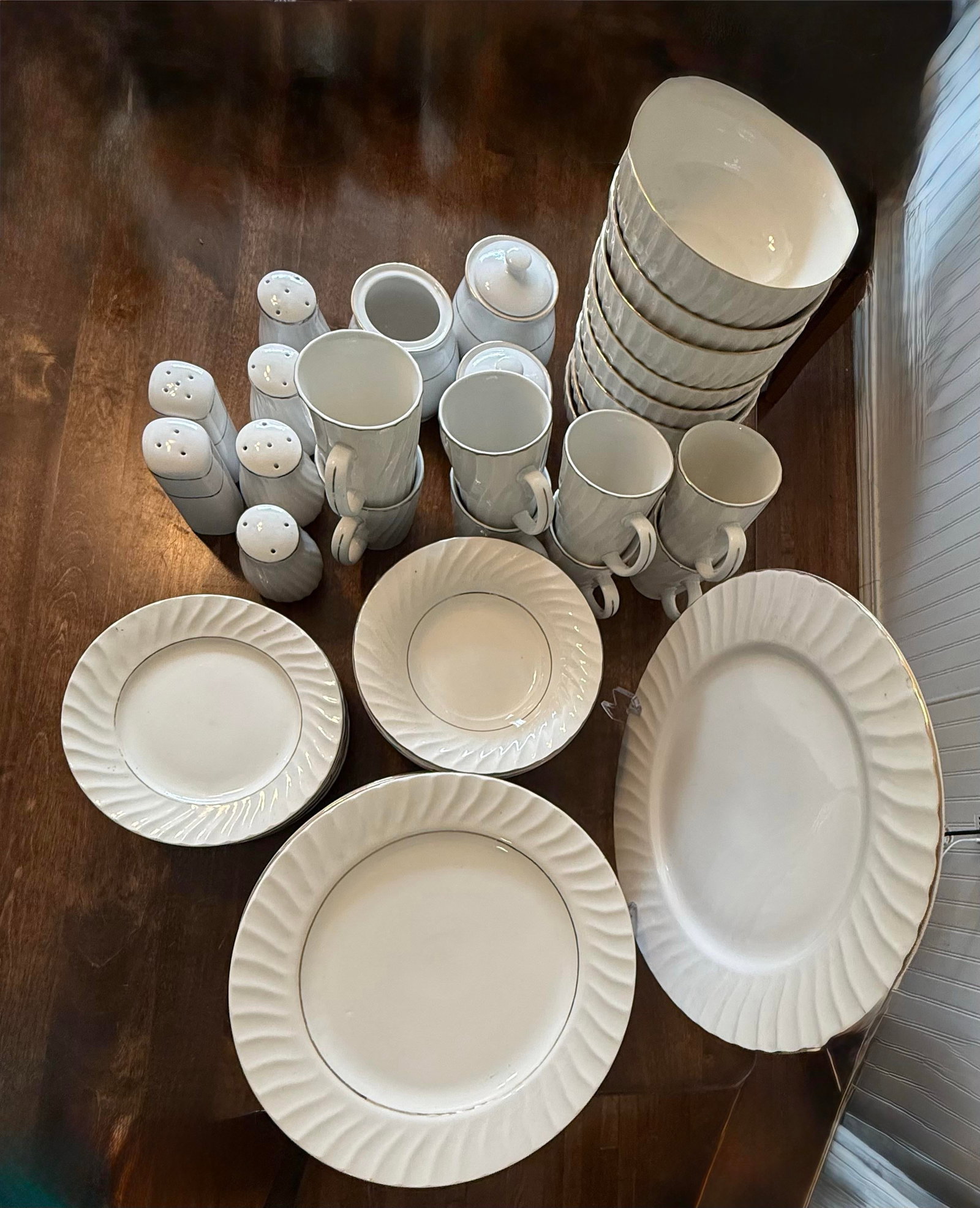 1960s Totally Today Dinnerware - 52 Piece - 5