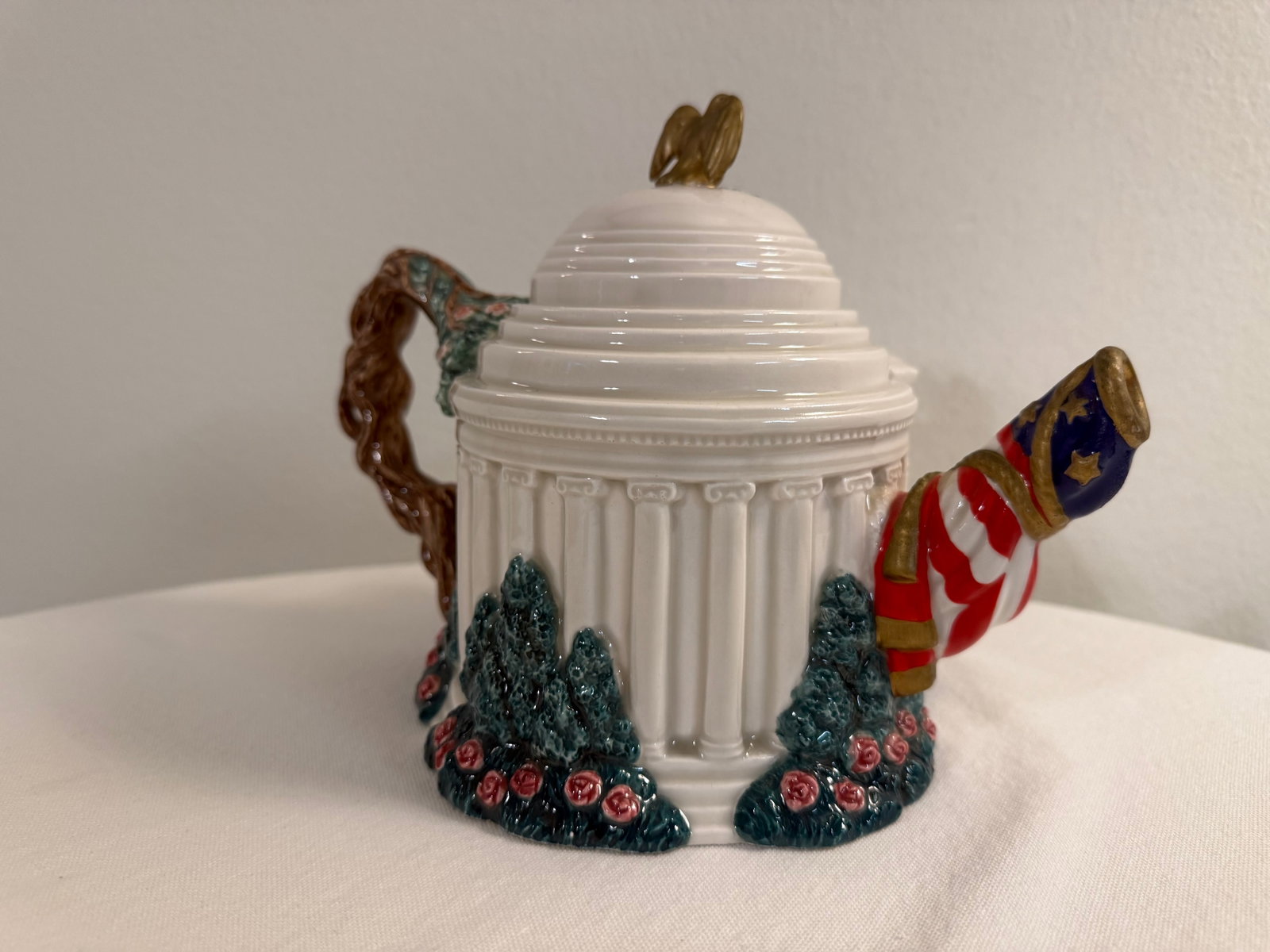 1990s Limited Edition "The Jefferson Memorial" Teapot With Lid Produced by Fitz and Floyd - 12