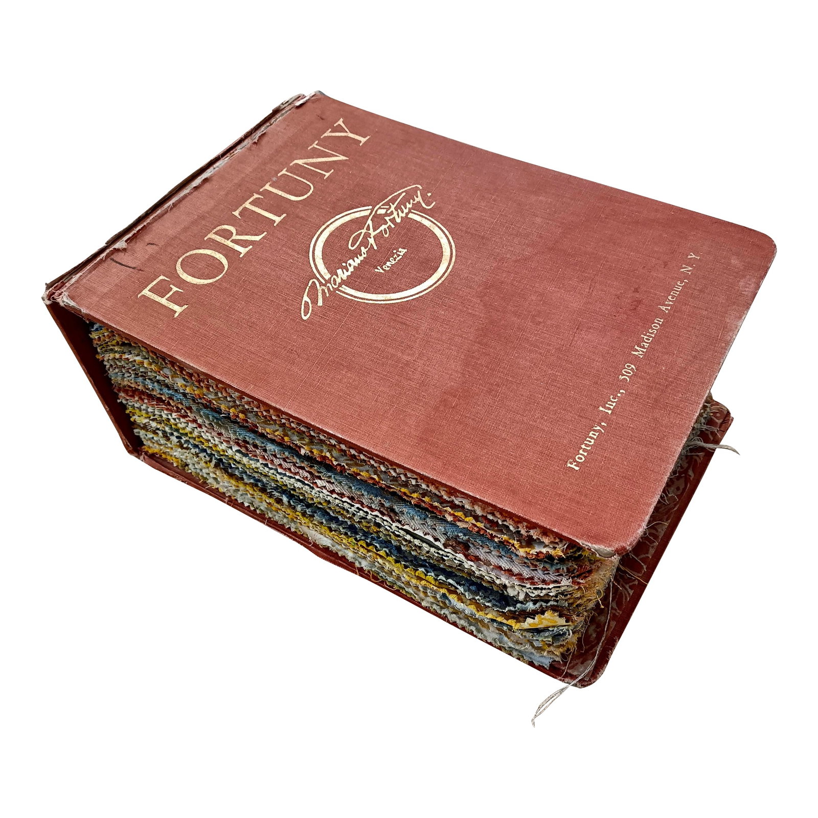 Vintage Fortuny Large Sample Book: Rare those Fortuny sample books are a real treasure trove , especially when they are large like this one with over 220 samples in it , each sample as the name of design and colors , so it s very