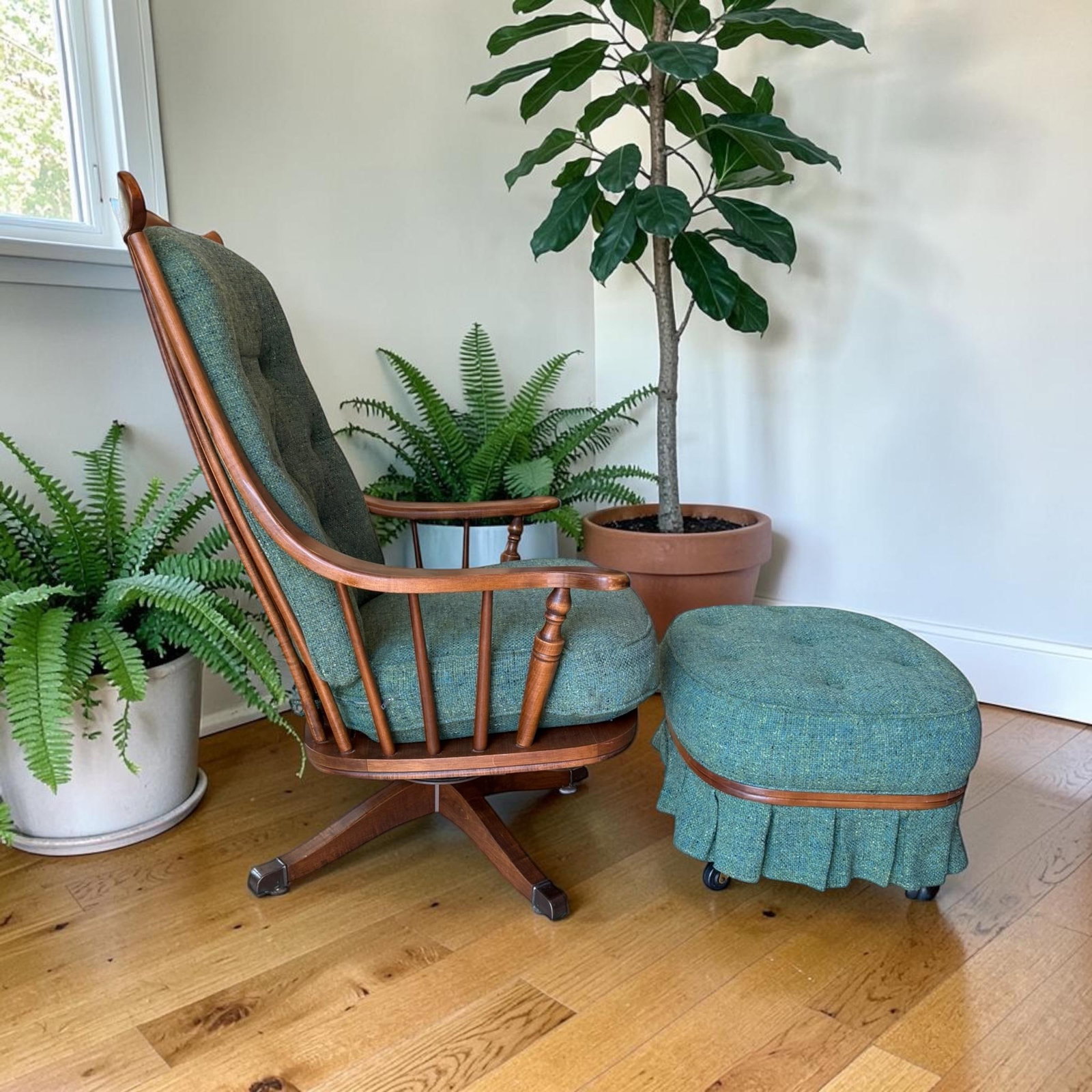Heywood-Wakefield Danish Modern Tufted Swivel Lounge Chair & Pleated Ottoman in Emerald Tweed 1960's - 2