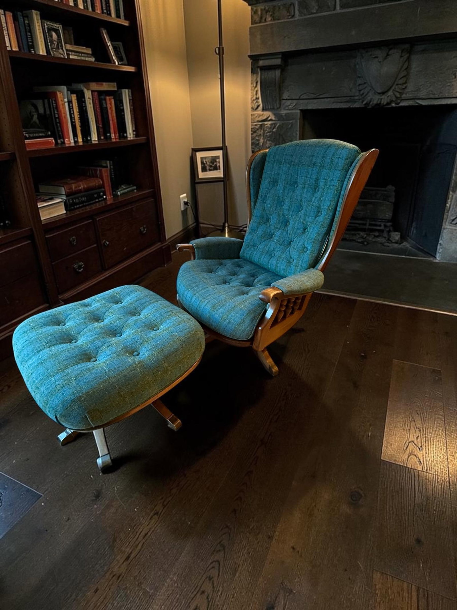 1960s Heywood-Wakefield Danish Modern Tufted Swivel Walnut Wingback Lounge Chair & Swivel Ottoman - 13
