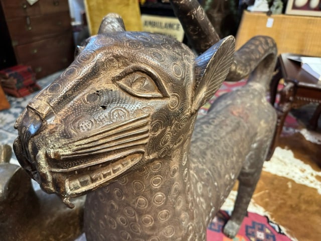 Antique Pair of Bronze Royal Leopard Sculptures From Benin - 15