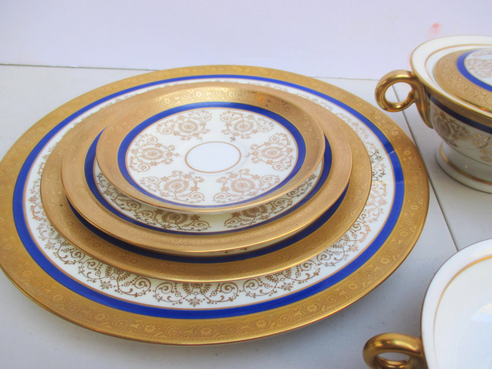 Mid 20th Century Limoge Haviland Pattern H-80-- Set of 9 Pcs. - 7