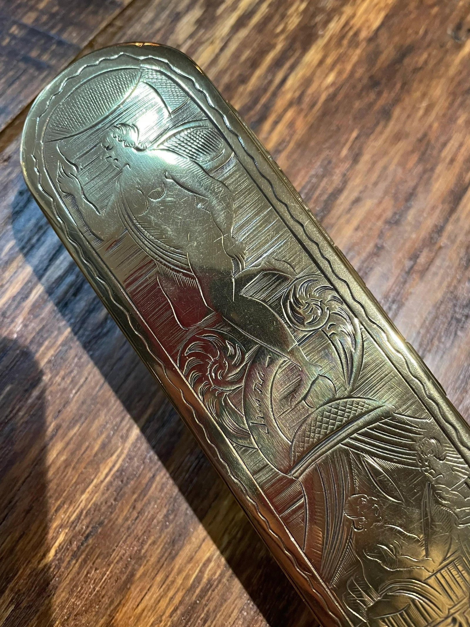 18th Century Dutch Brass Tobacco Box: Scandalous Lovers Scene - 2
