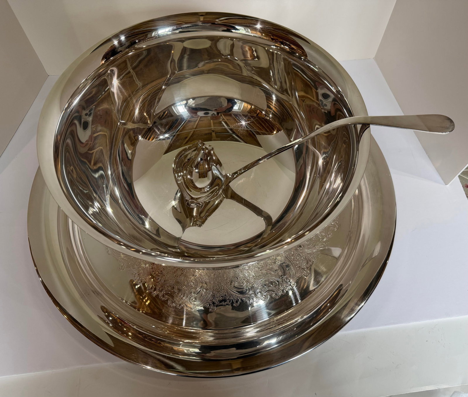 Vintage Gotham Silver Plate Punch Bowl Set With 12 Cups, Tray & Ladle – Mid-Century - 6