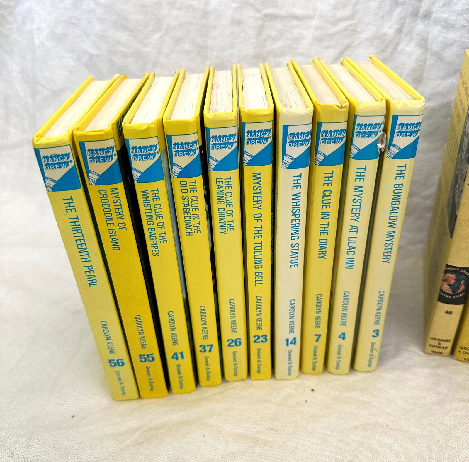 Vintage Nancy Drew Book Collection S/23 - 2